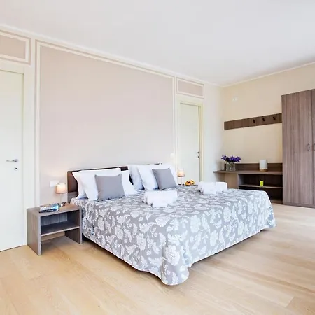 Sala Comacina Four Lejlighed *